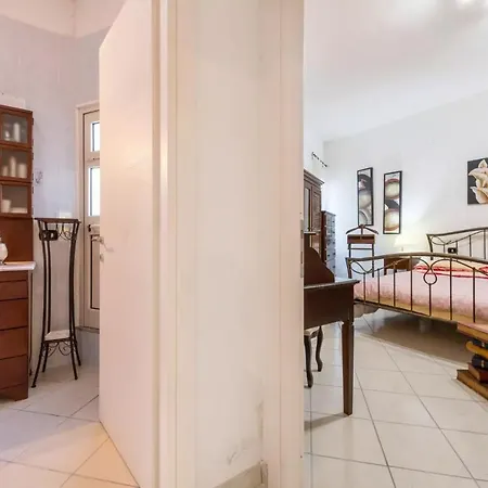 Apartment Comfy & - Book Now! Pula